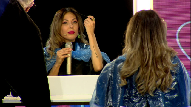 Gayoso córtase o pelo en directo e Bea decide tinguir o cabelo - 17/04/2020 22:00