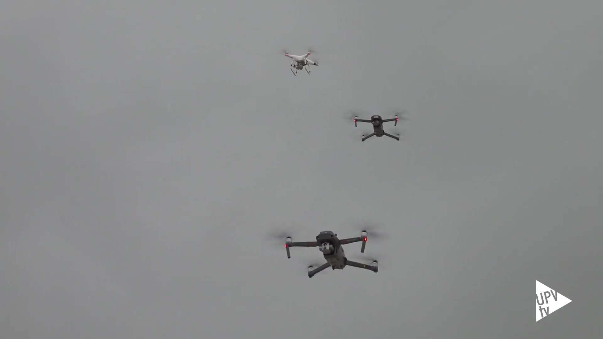 13-04-2022 Vuelo masivo de drones proyecto Bubbles